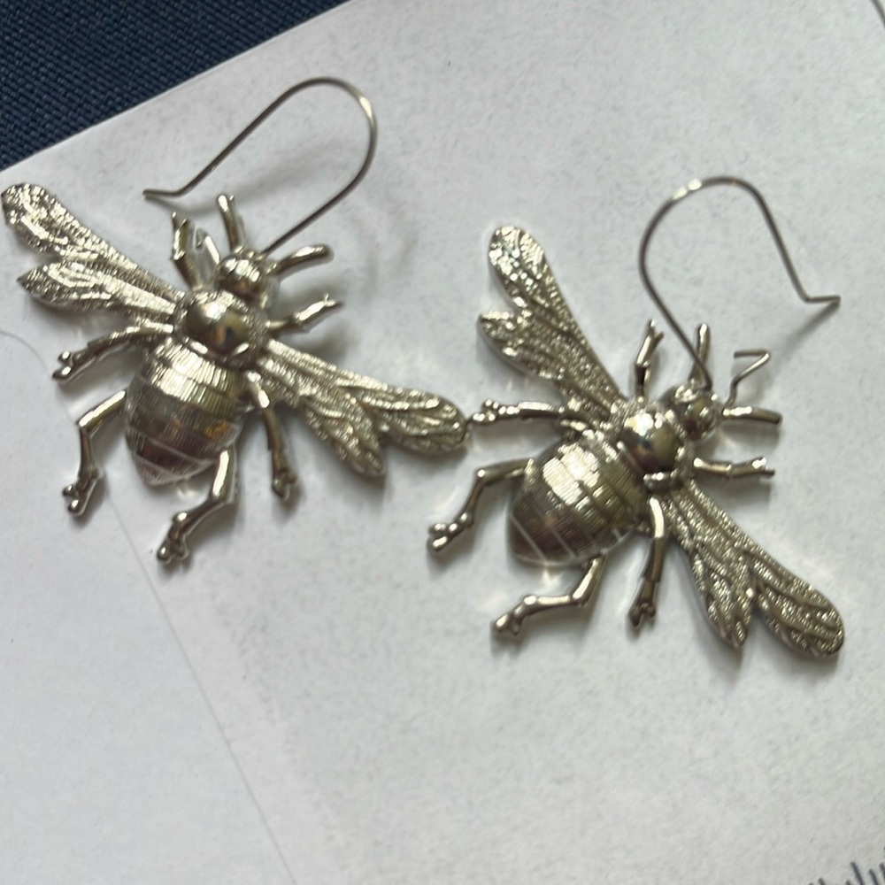 Silver tone Bee Earrings